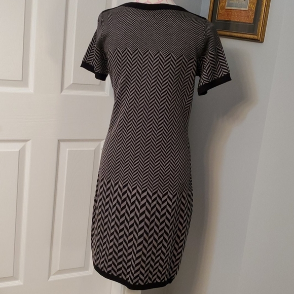Calvin Klein knit gray and black dress size M - Picture 4 of 7